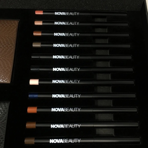 FASHIONNOVA Nova Beauty New Eye Collection Box w/ Mirror - 23 Piece Set - Picture 14 of 16